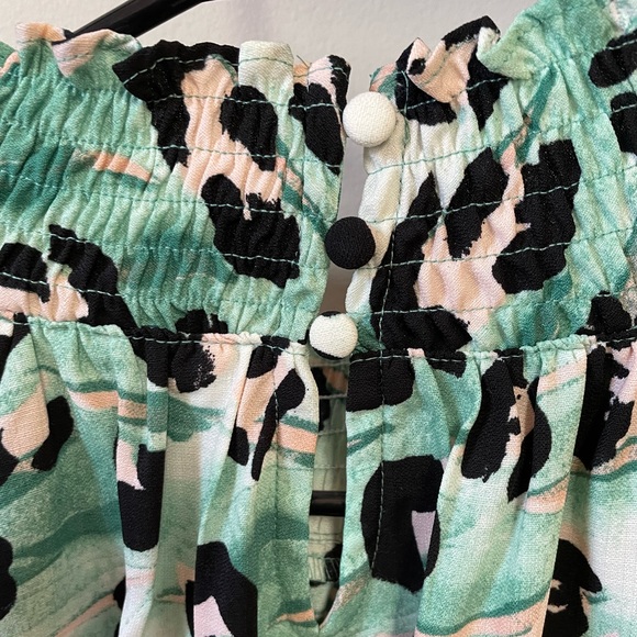 Nine West top - Picture 4 of 4